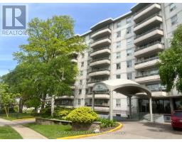 916 - 80 GRANDRAVINE DRIVE, Toronto, Ontario