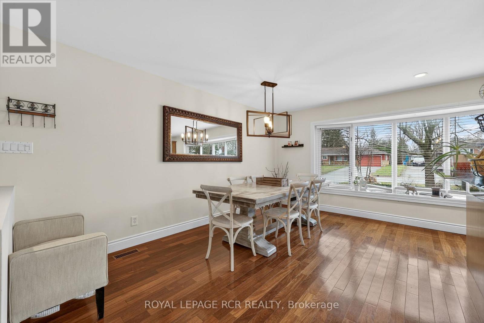 215 Zina Street, Orangeville, Ontario  L9W 1E9 - Photo 12 - W12995938