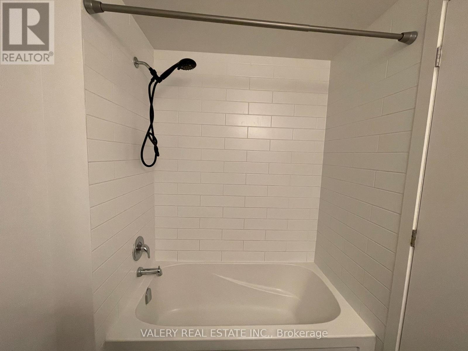 4003 - 2200 Lake Shore Boulevard W, Toronto, Ontario  M8V 1A4 - Photo 10 - W12995942