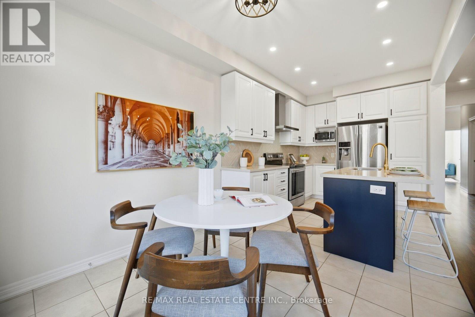 87 Bronson Terrace, Milton, Ontario  L9E 1G9 - Photo 21 - W12995948