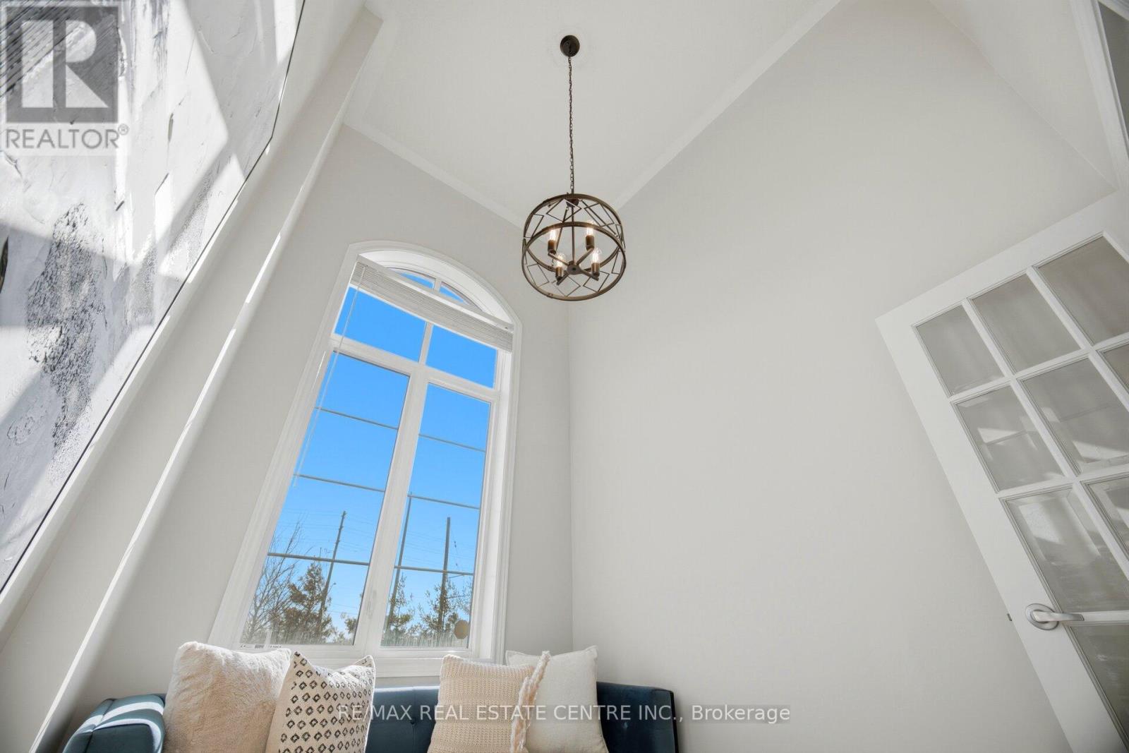 87 Bronson Terrace, Milton, Ontario  L9E 1G9 - Photo 23 - W12995948