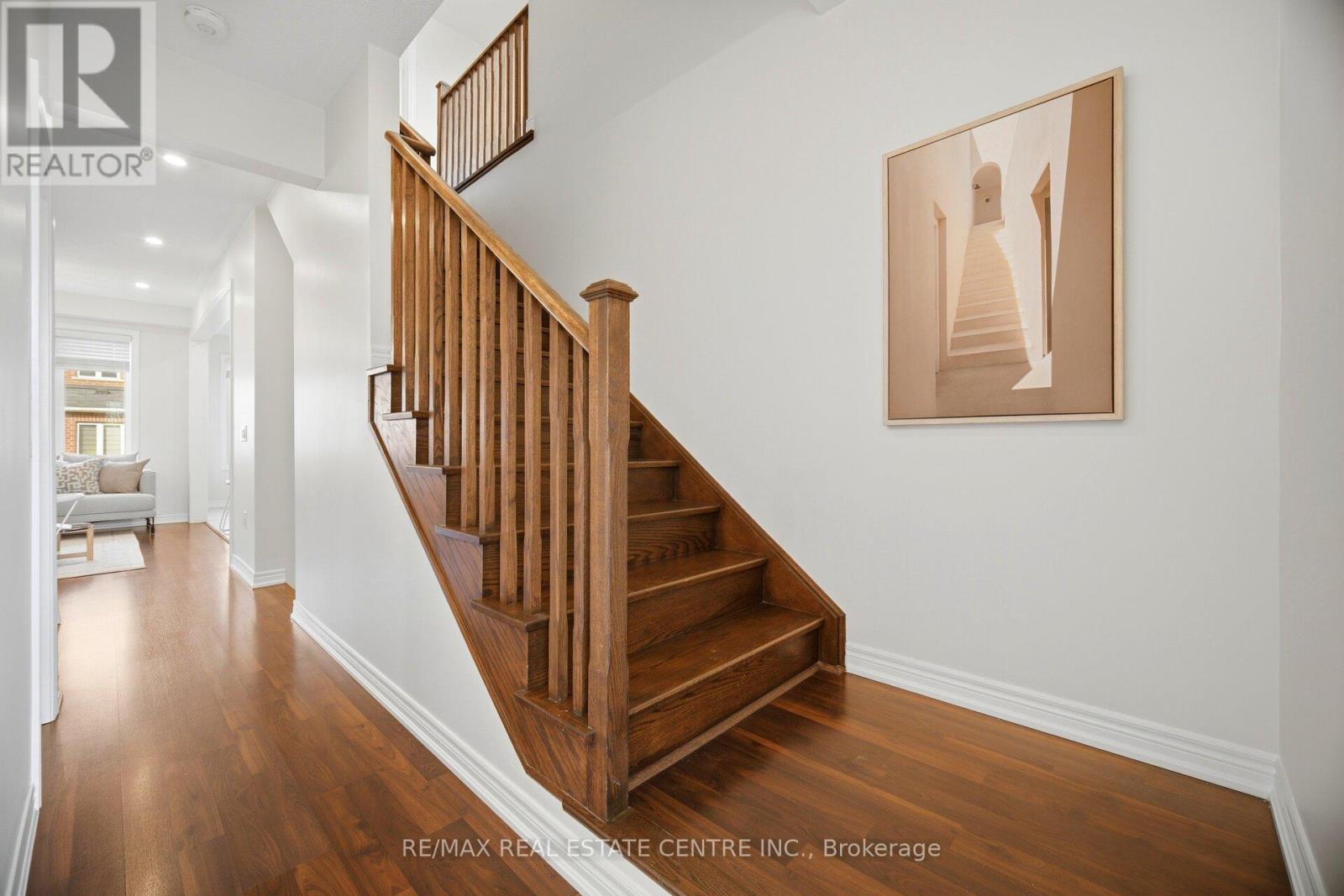 87 Bronson Terrace, Milton, Ontario  L9E 1G9 - Photo 25 - W12995948