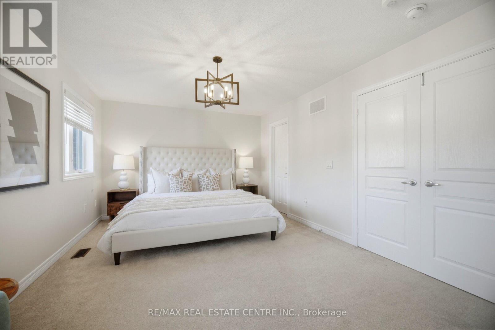 87 Bronson Terrace, Milton, Ontario  L9E 1G9 - Photo 28 - W12995948