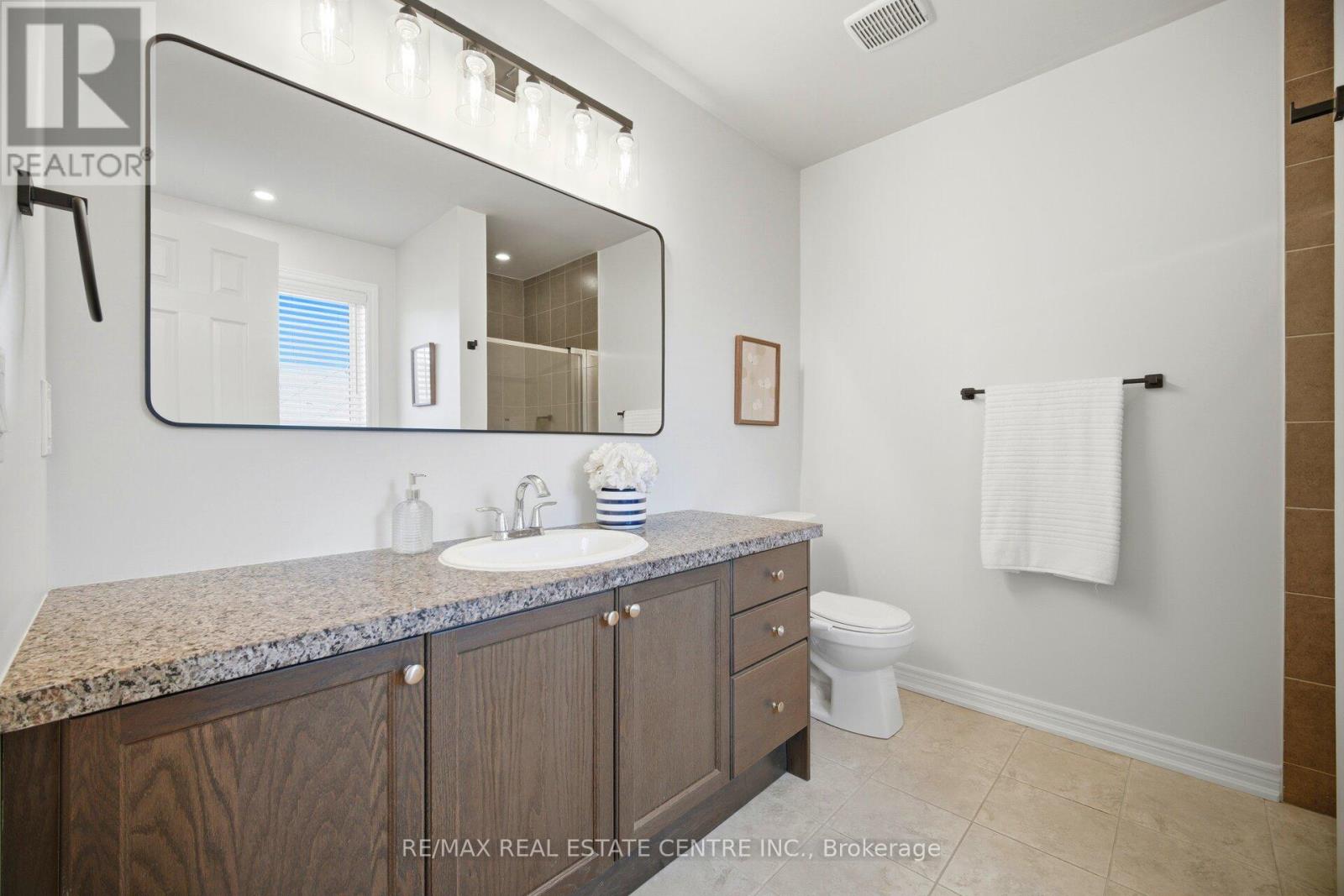 87 Bronson Terrace, Milton, Ontario  L9E 1G9 - Photo 30 - W12995948