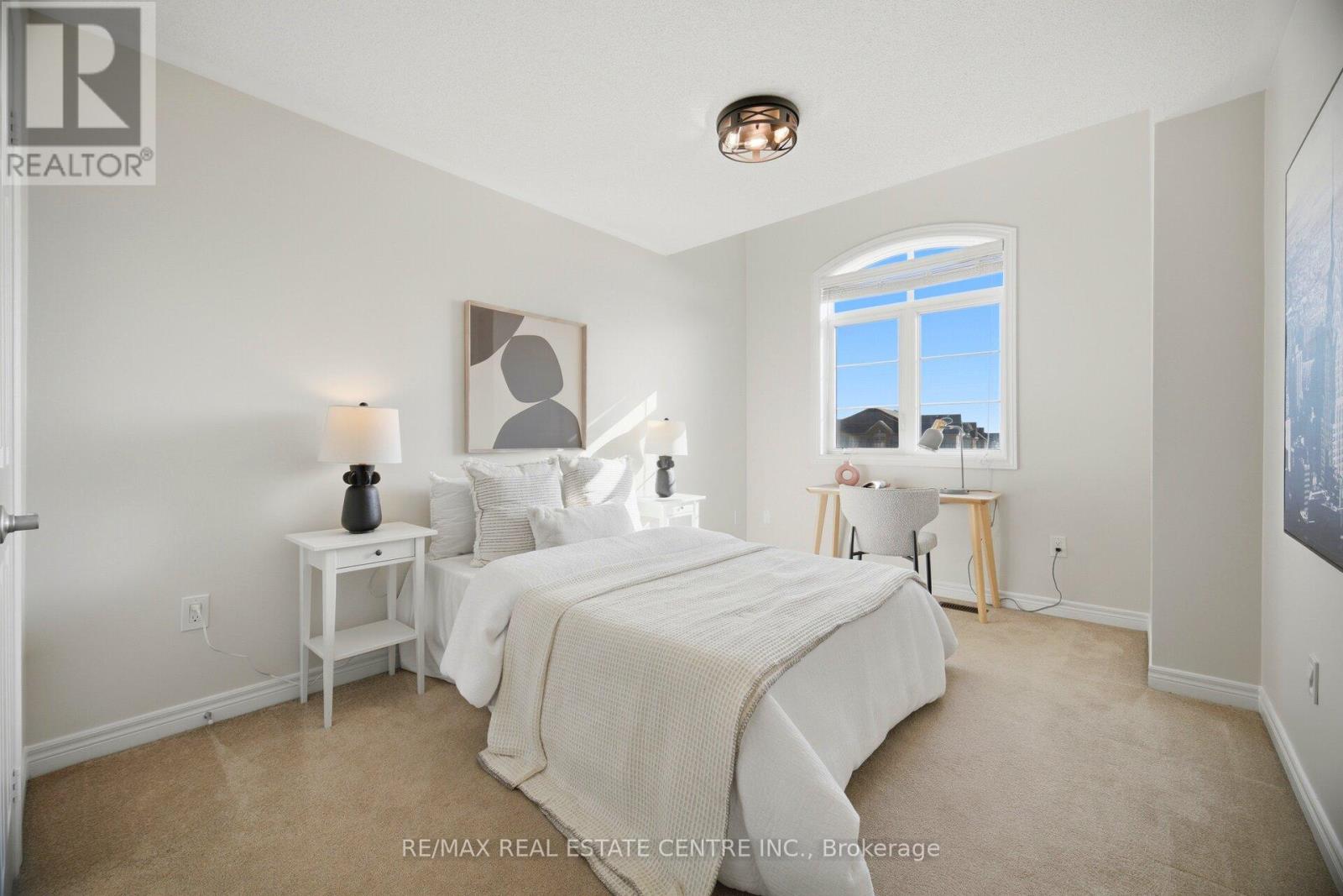 87 Bronson Terrace, Milton, Ontario  L9E 1G9 - Photo 34 - W12995948