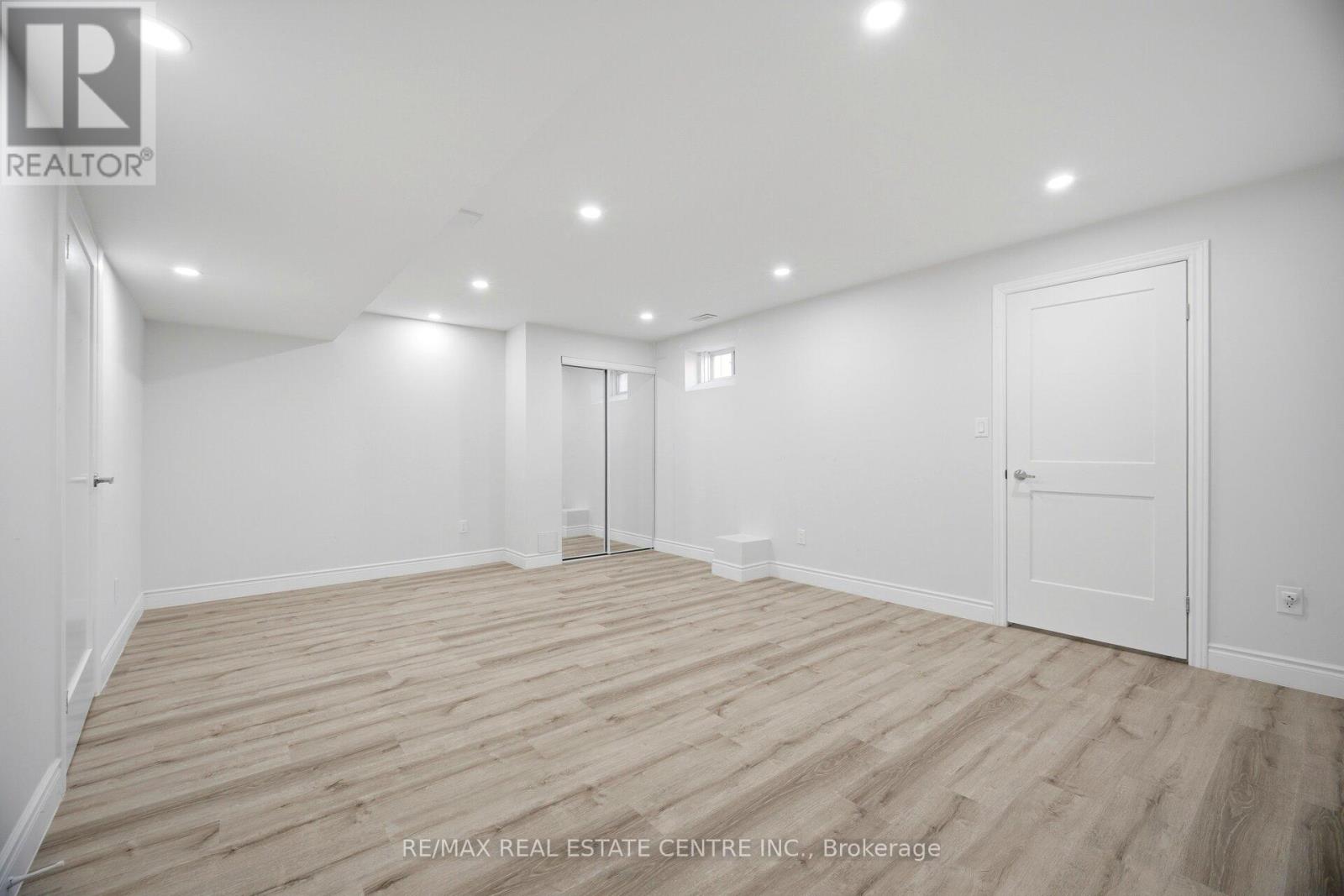 87 Bronson Terrace, Milton, Ontario  L9E 1G9 - Photo 42 - W12995948