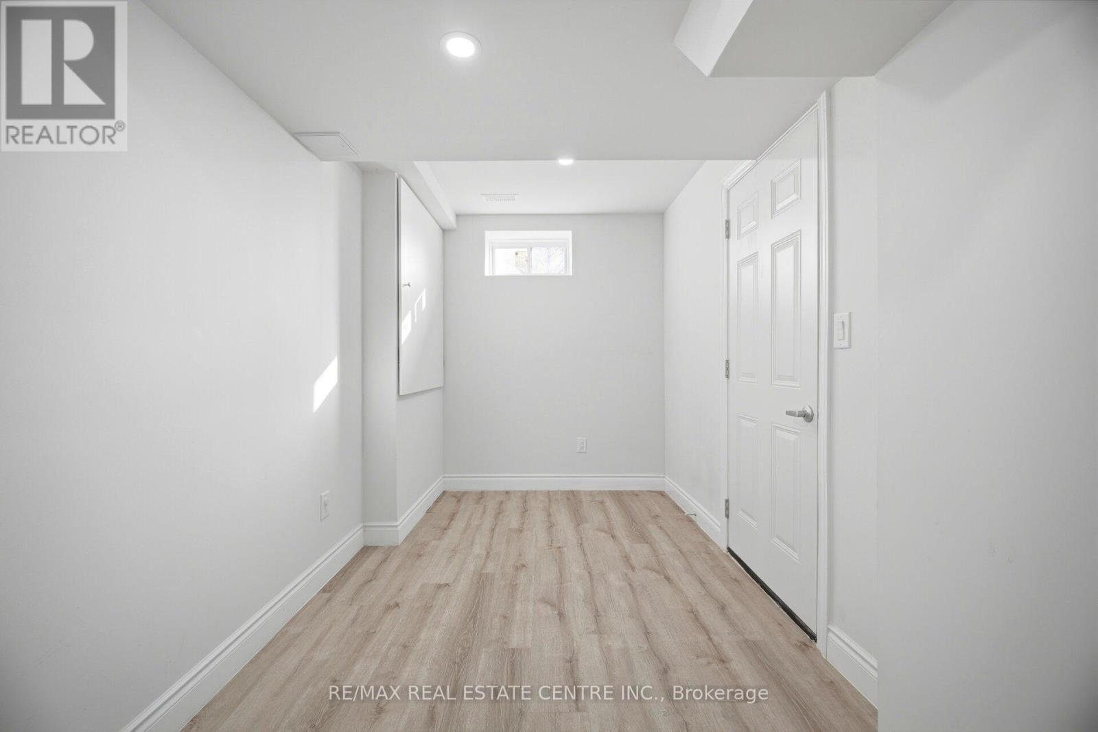 87 Bronson Terrace, Milton, Ontario  L9E 1G9 - Photo 45 - W12995948