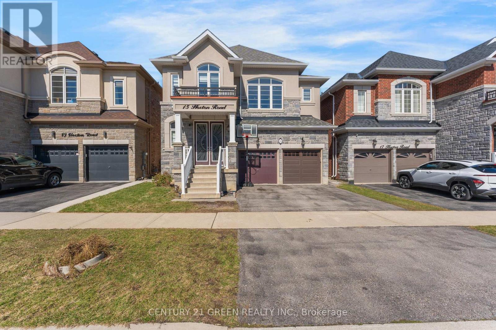 15 HOXTON ROAD, Brampton, Ontario