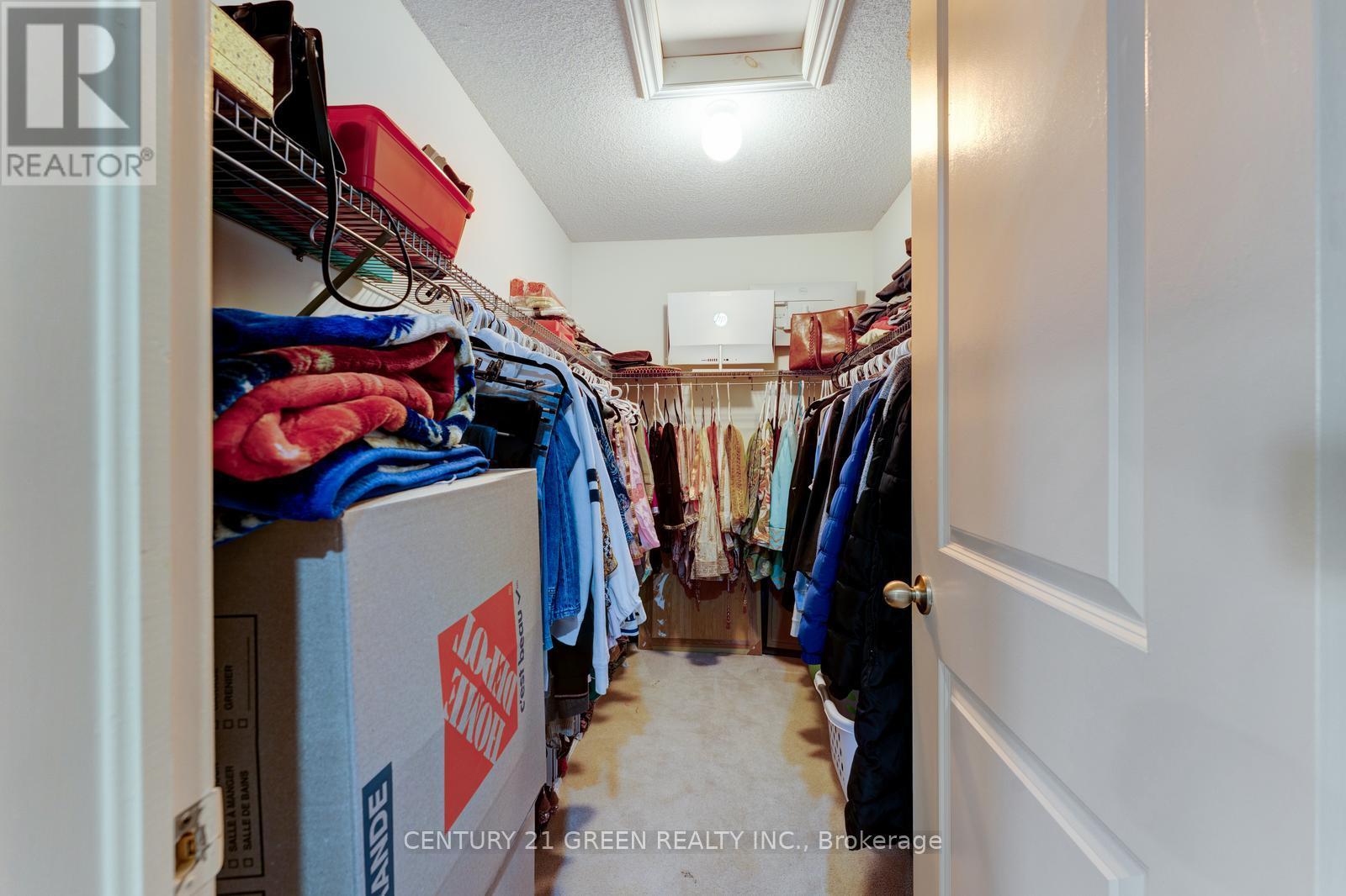 15 Hoxton Road, Brampton (Northwest Brampton), Ontario  L7A 0B6 - Photo 28 - W12995956