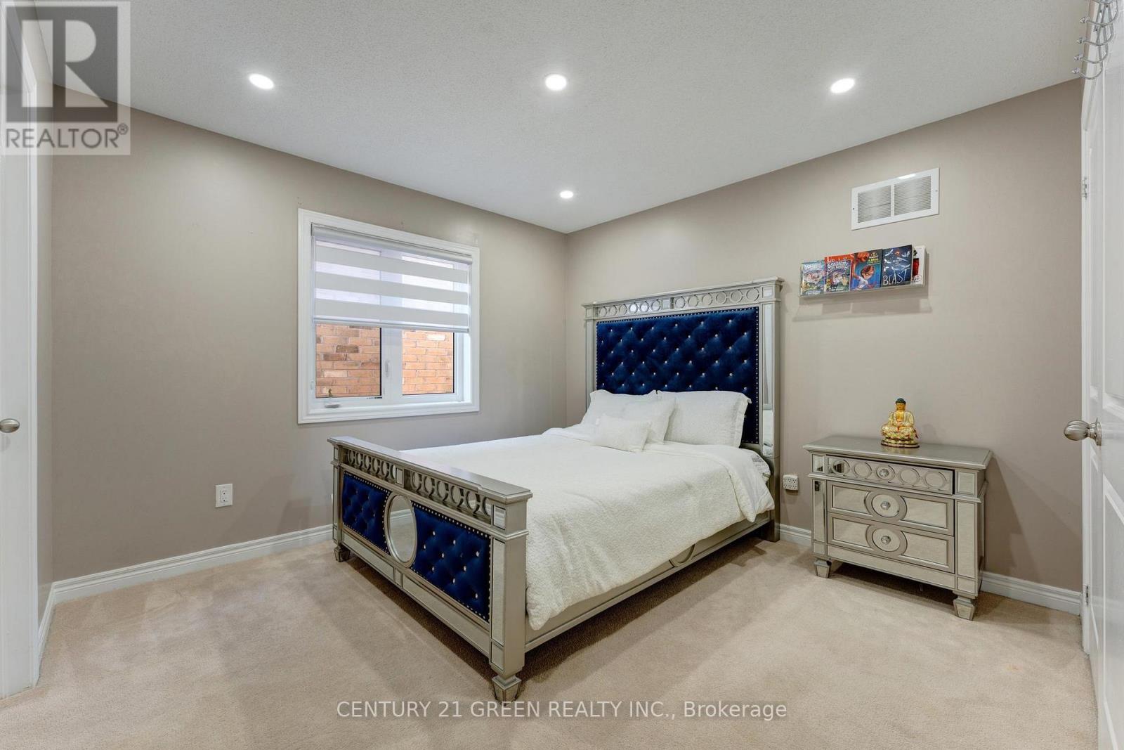 15 Hoxton Road, Brampton (Northwest Brampton), Ontario  L7A 0B6 - Photo 37 - W12995956