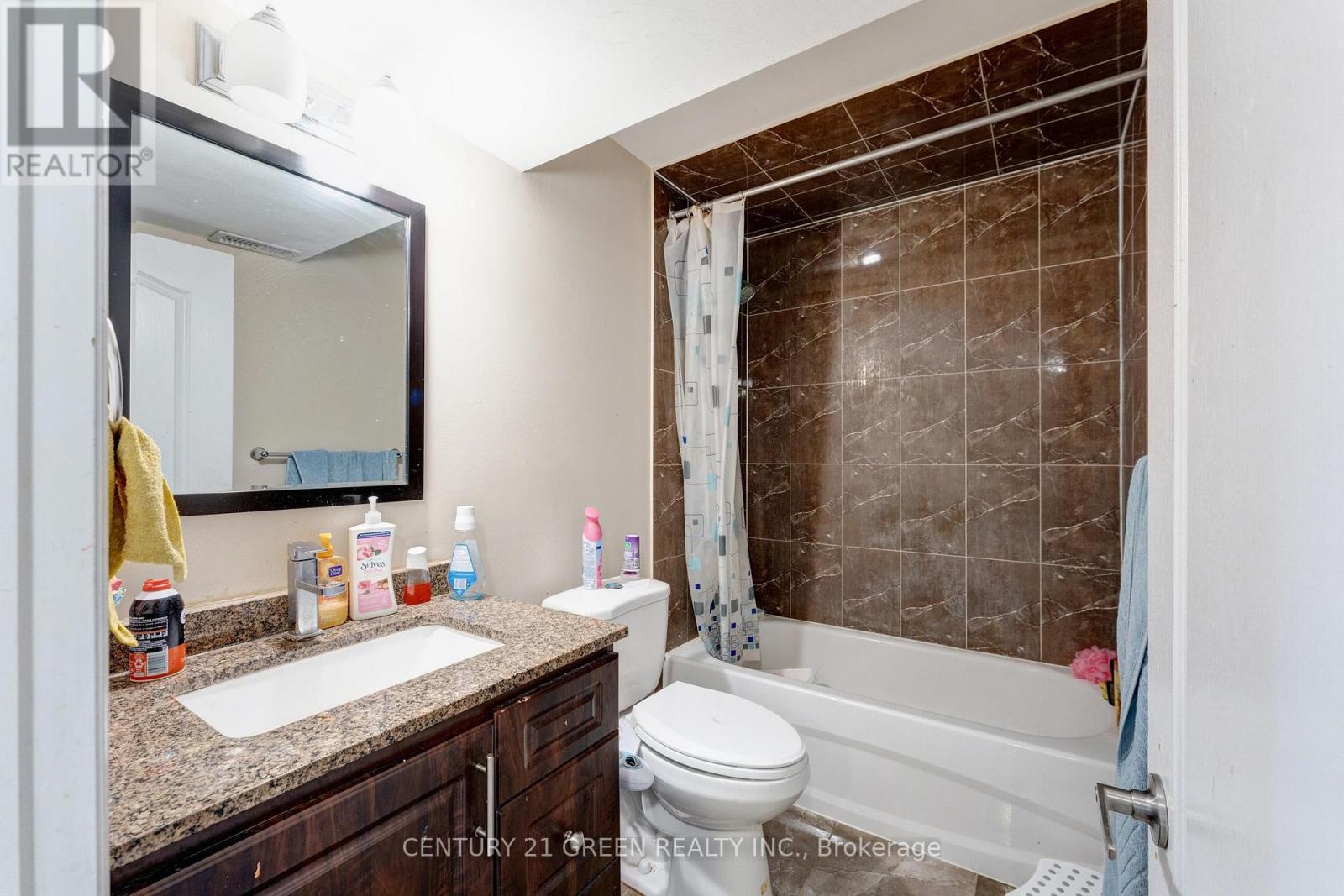 15 Hoxton Road, Brampton (Northwest Brampton), Ontario  L7A 0B6 - Photo 43 - W12995956