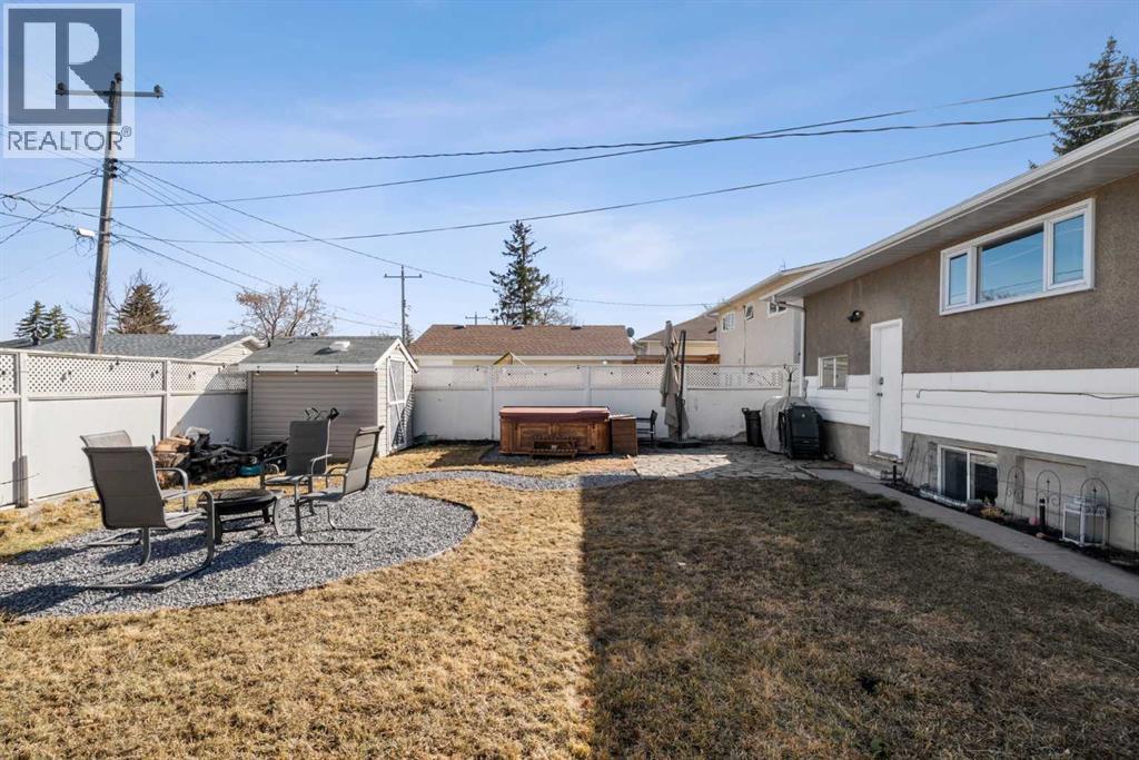 6112 Buckthorn Road Nw, Calgary, Alberta  T2K 2Z1 - Photo 46 - A2295073