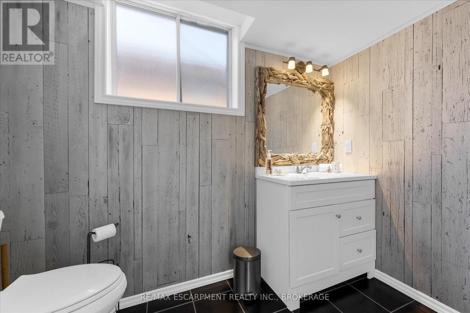 7506 Jubilee Drive, Niagara Falls, Ontario  L2G 7J5 - Photo 24 - X12995546