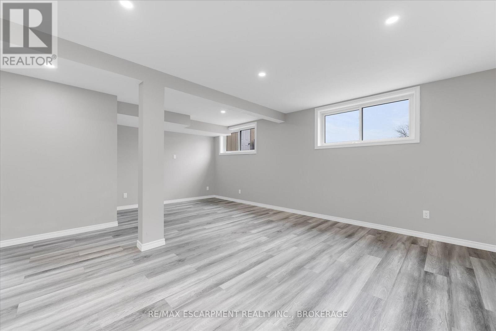 7506 Jubilee Drive, Niagara Falls, Ontario  L2G 7J5 - Photo 20 - X12995546