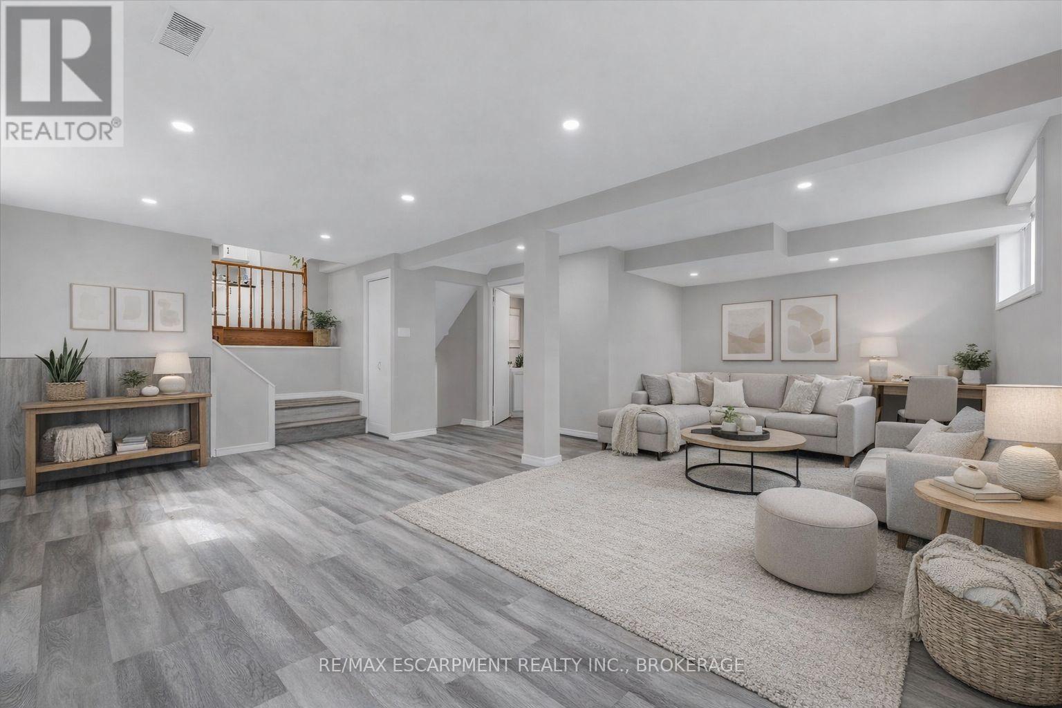 7506 Jubilee Drive, Niagara Falls, Ontario  L2G 7J5 - Photo 21 - X12995546