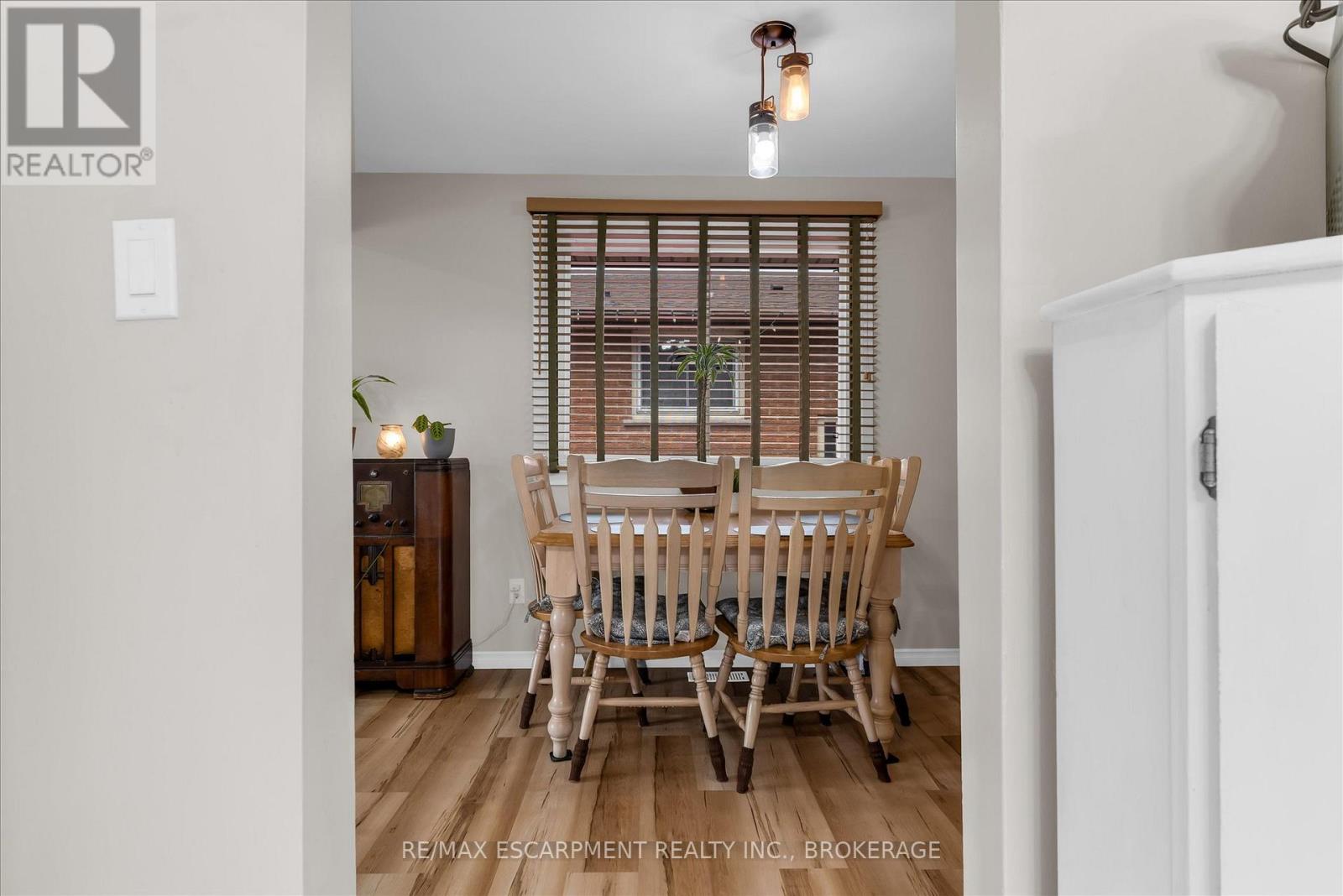 7506 Jubilee Drive, Niagara Falls, Ontario  L2G 7J5 - Photo 9 - X12995546