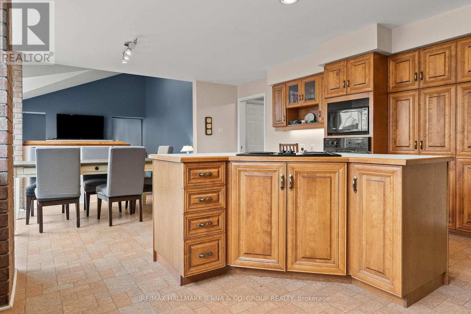 14 Holly Ridge, Ottawa, Ontario K2S 1C9 - Photo 12 - X12995968