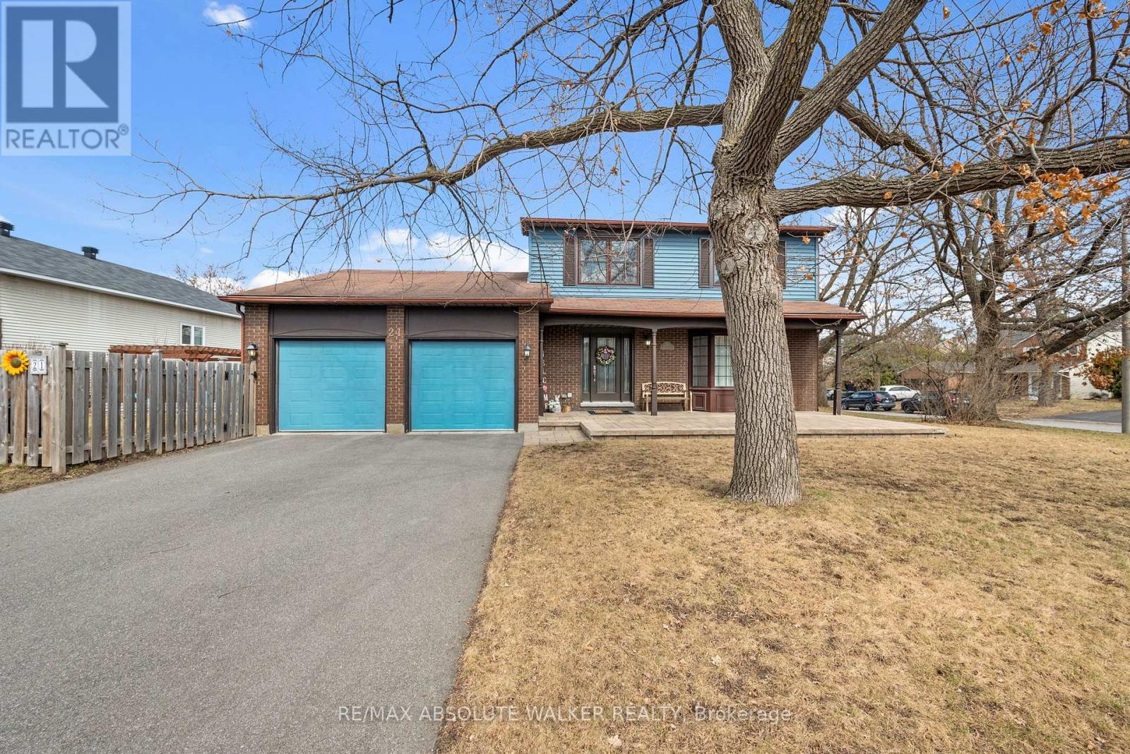 21 PATTERMEAD CRESCENT, Ottawa, Ontario