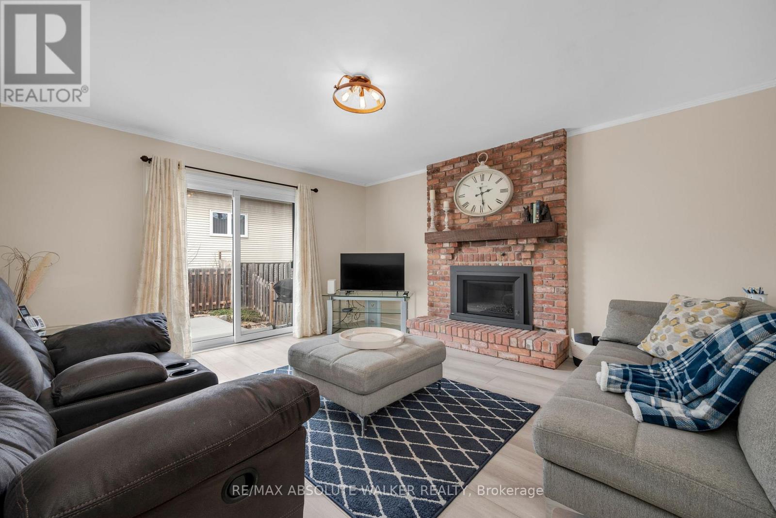 21 Pattermead Crescent, Ottawa, Ontario  K1V 0A1 - Photo 14 - X12996110