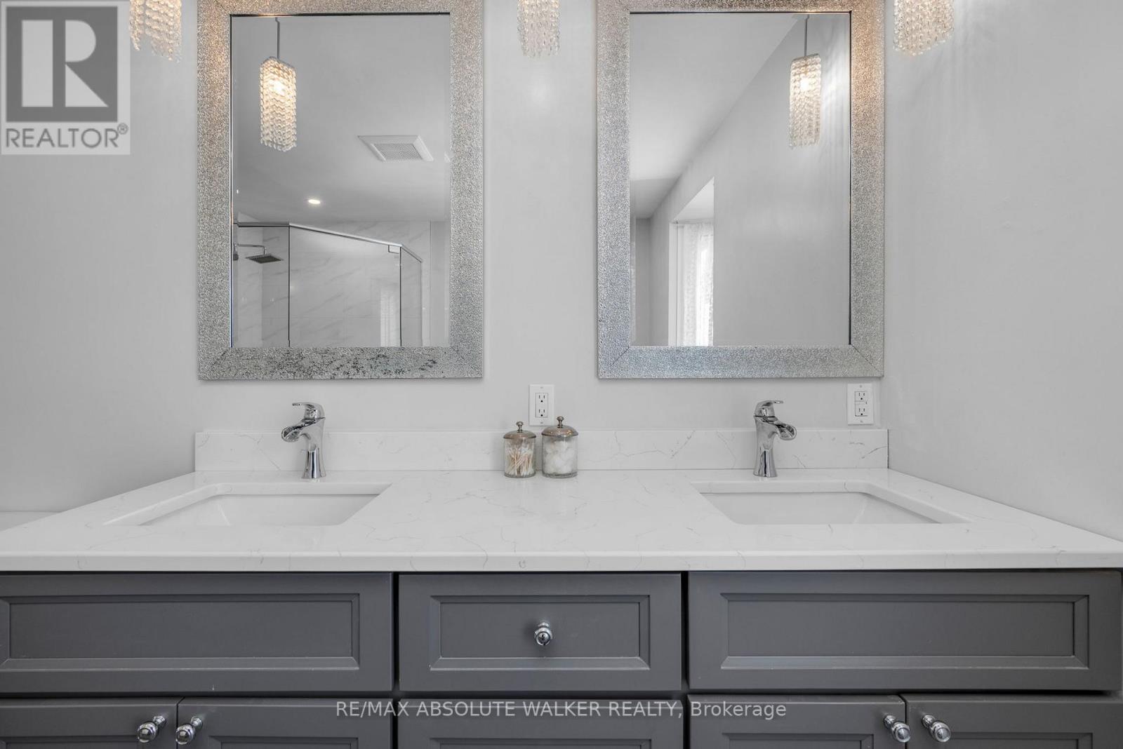 21 Pattermead Crescent, Ottawa, Ontario  K1V 0A1 - Photo 22 - X12996110