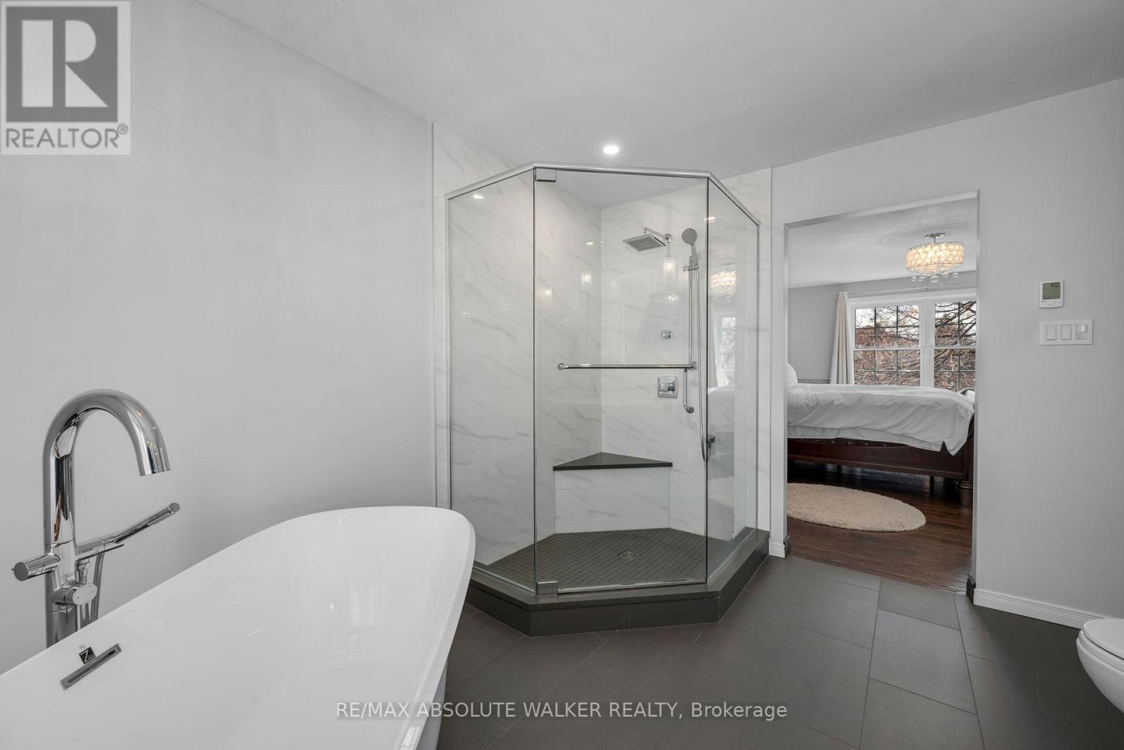 21 Pattermead Crescent, Ottawa, Ontario  K1V 0A1 - Photo 23 - X12996110