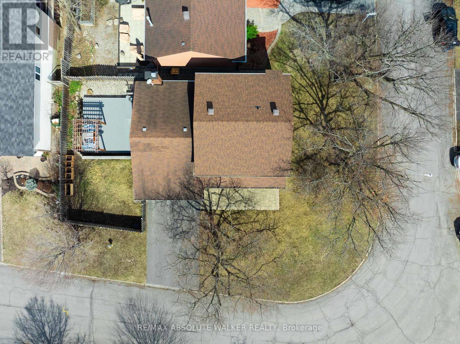 21 Pattermead Crescent, Ottawa, Ontario  K1V 0A1 - Photo 35 - X12996110