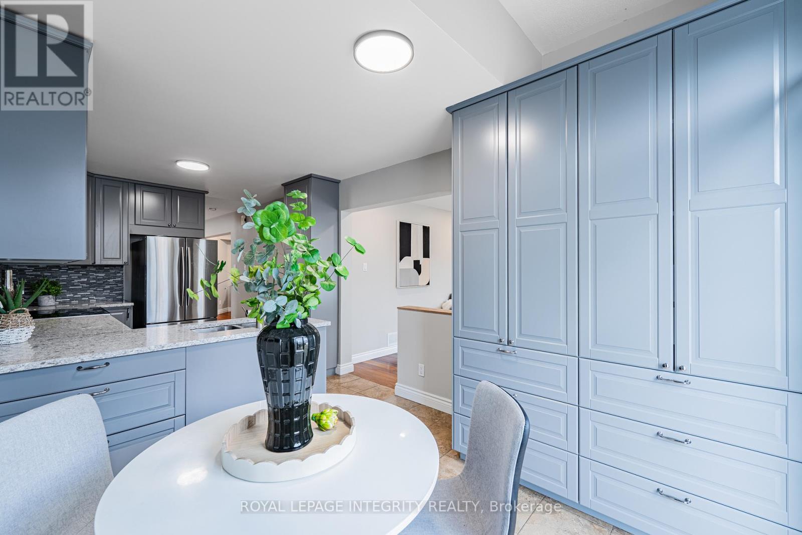 21 Queensbury Drive, Ottawa, Ontario  K2J 4L7 - Photo 14 - X12996166