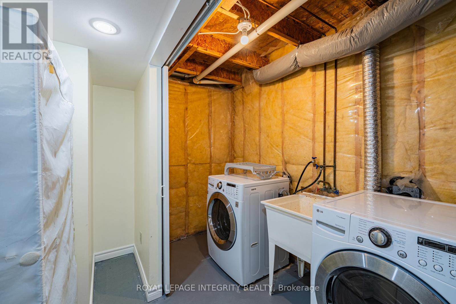 21 Queensbury Drive, Ottawa, Ontario  K2J 4L7 - Photo 35 - X12996166