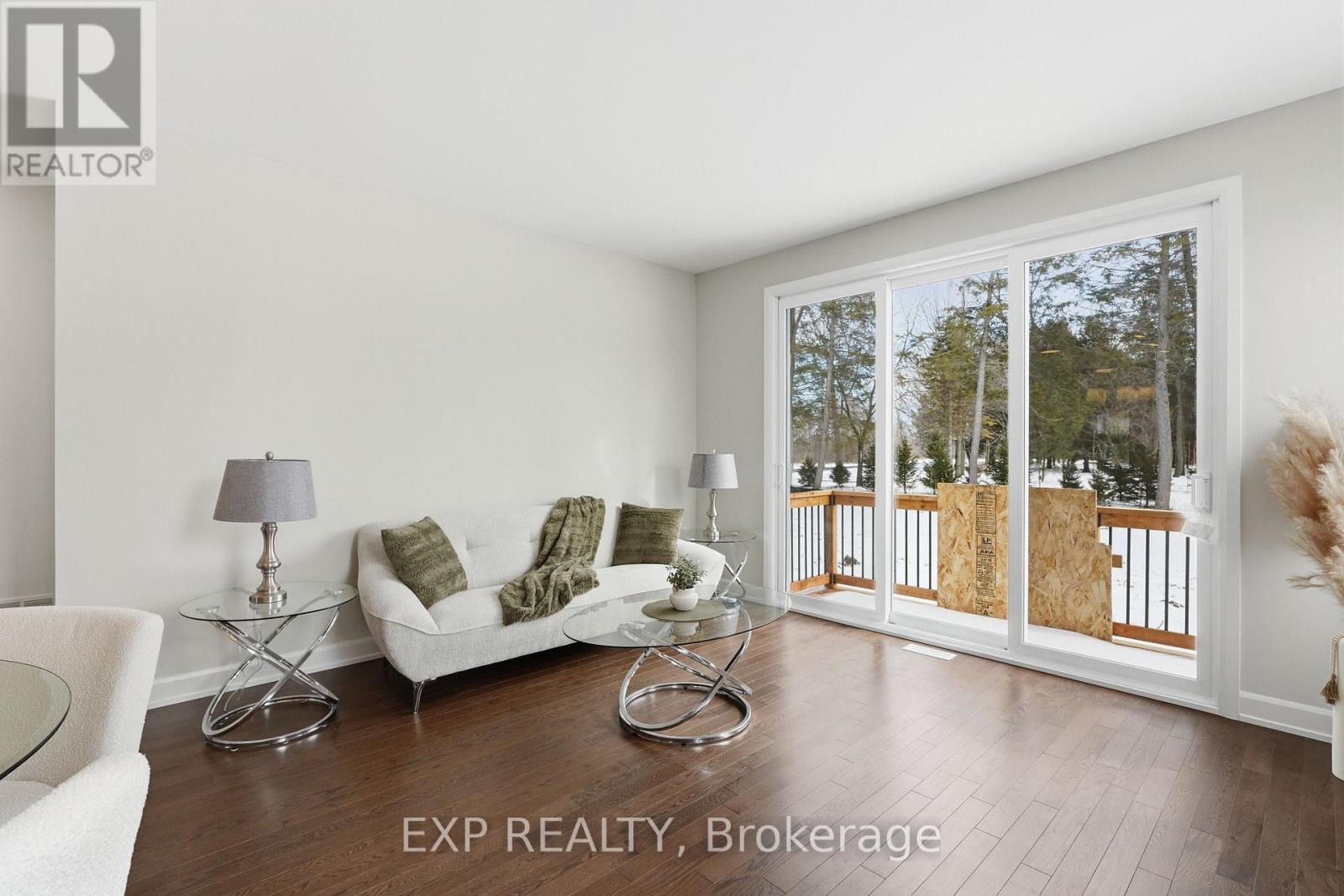 22 Hughes Circle, Casselman, Ontario  K0A 1M0 - Photo 13 - X12996228