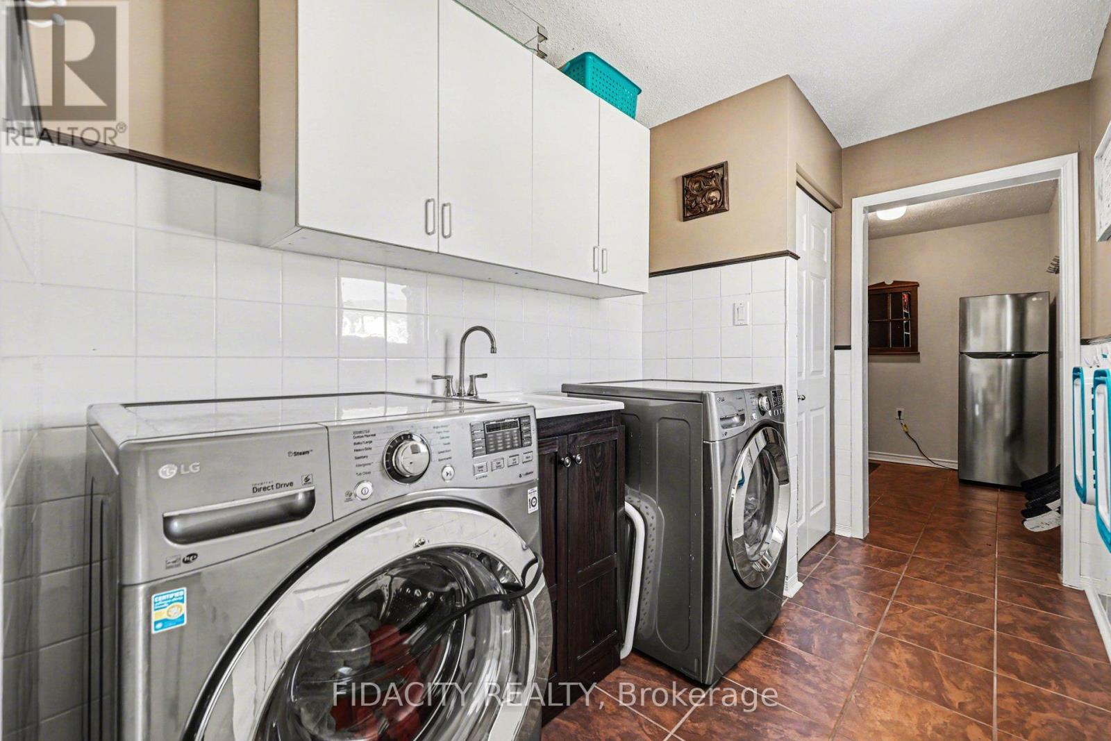 21 West Ridge Drive, Ottawa, Ontario  K2S 1S4 - Photo 21 - X12996256