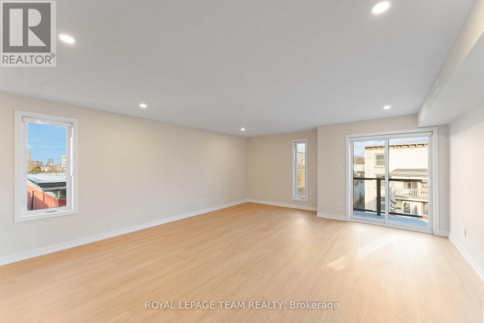 90 Elm Street, Ottawa, Ontario K1R 6N3 - Photo 10 - X12996284