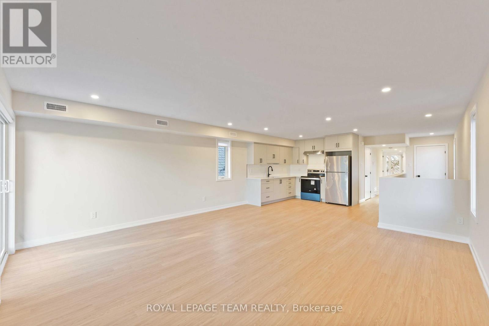 90 Elm Street, Ottawa, Ontario K1R 6N3 - Photo 12 - X12996284