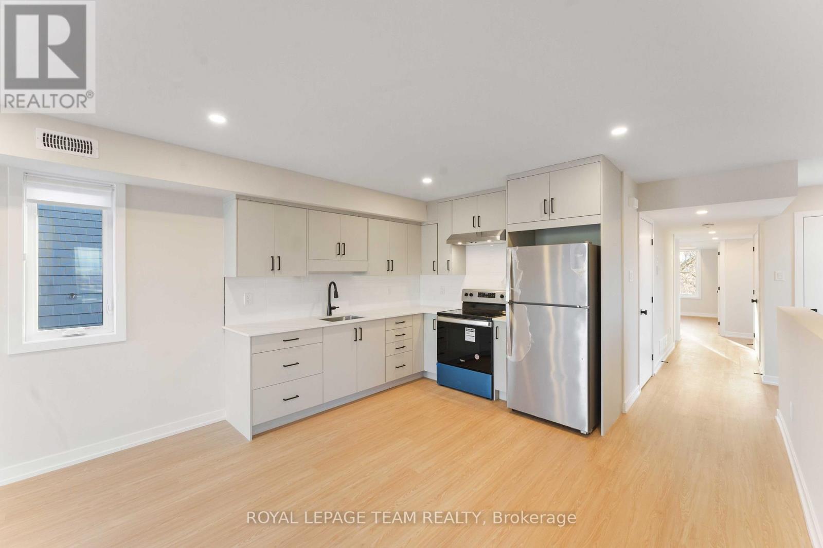 90 Elm Street, Ottawa, Ontario K1R 6N3 - Photo 6 - X12996284