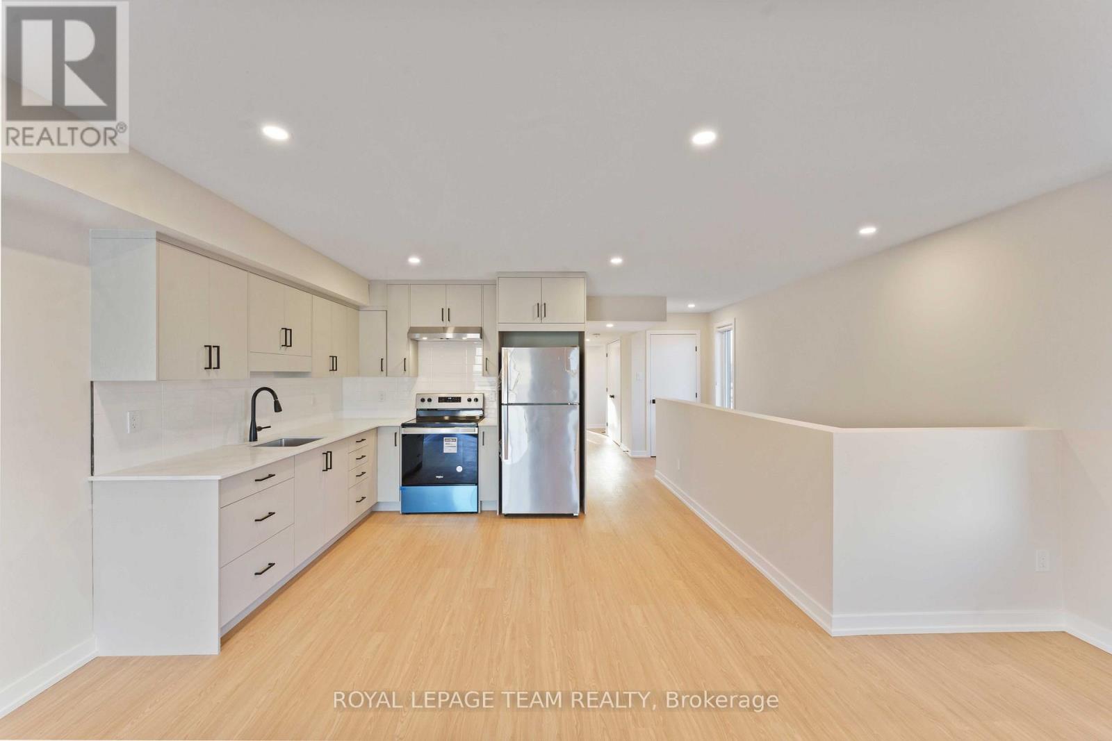 90 Elm Street, Ottawa, Ontario K1R 6N3 - Photo 7 - X12996284