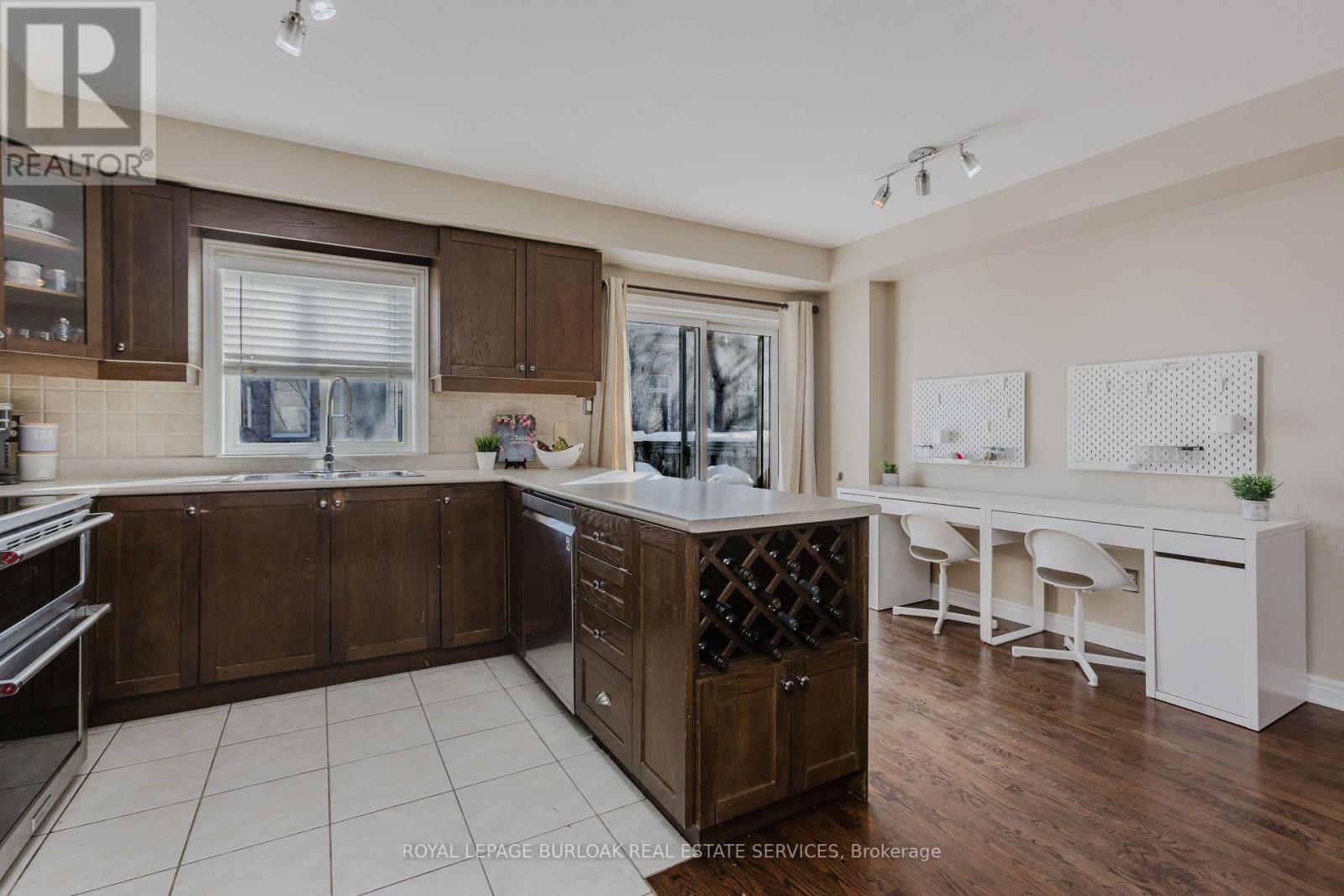 1 - 1248 Guelph Line, Burlington, Ontario  L7P 2S9 - Photo 8 - W12763360