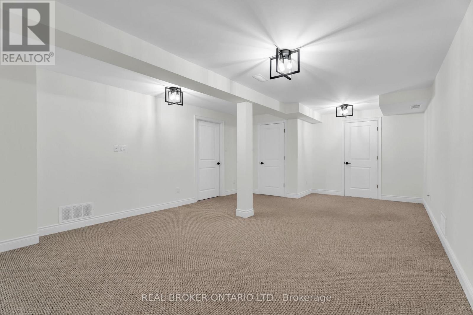 24 Savannah Crescent, Wasaga Beach, Ontario  L9Z 0G3 - Photo 33 - S12909420