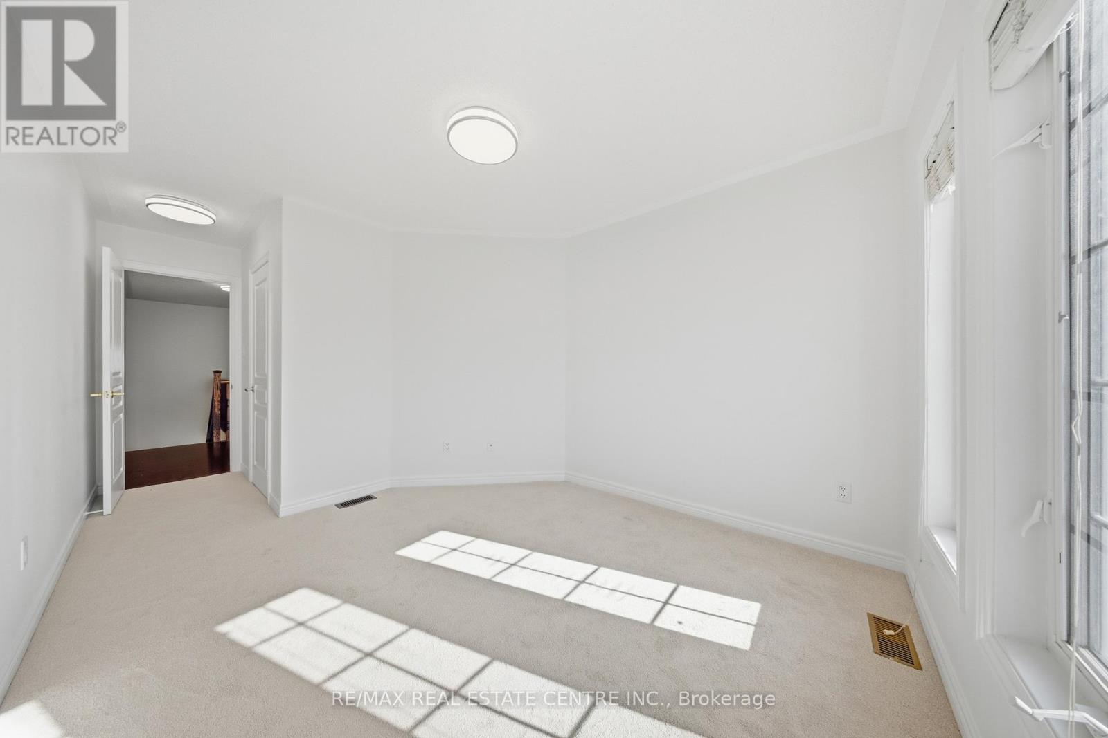 3085 Doyle Street, Mississauga, Ontario  L5M 0N2 - Photo 19 - W12994862