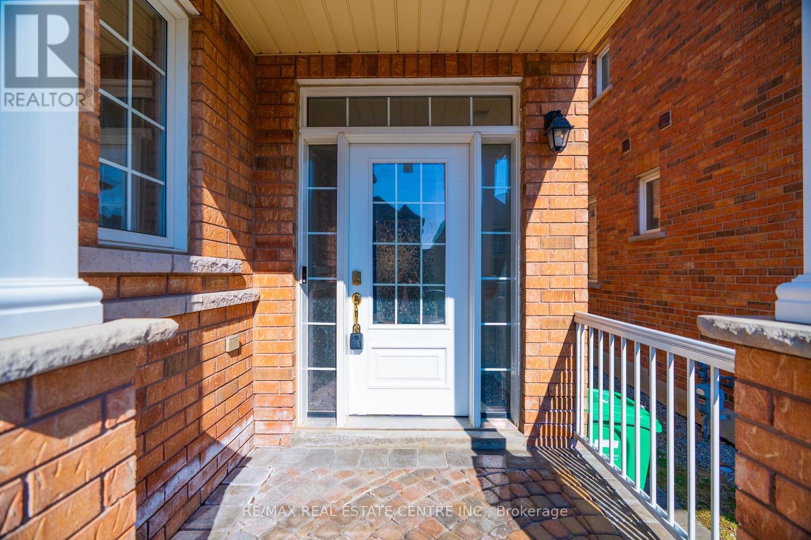 3085 Doyle Street, Mississauga, Ontario  L5M 0N2 - Photo 26 - W12994862