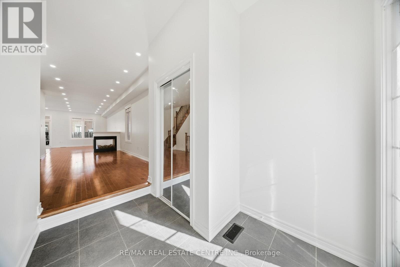 3085 Doyle Street, Mississauga, Ontario  L5M 0N2 - Photo 29 - W12994862