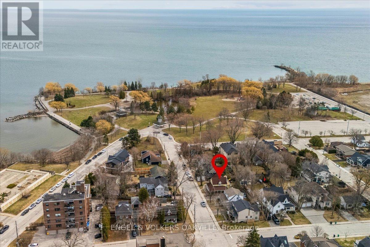 38 John Street S, Mississauga (Port Credit), Ontario  L5H 2E6 - Photo 41 - W12966904