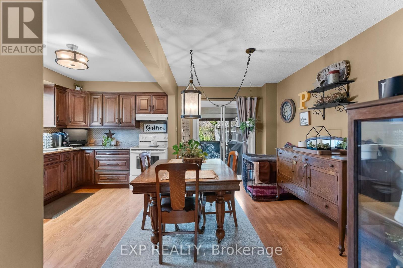 2279 Melissa Crescent, Burlington, Ontario  L7P 3T5 - Photo 10 - W12996154