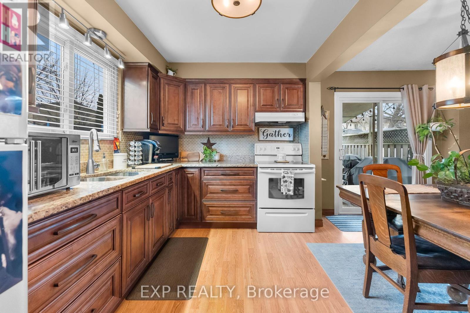 2279 Melissa Crescent, Burlington, Ontario  L7P 3T5 - Photo 15 - W12996154