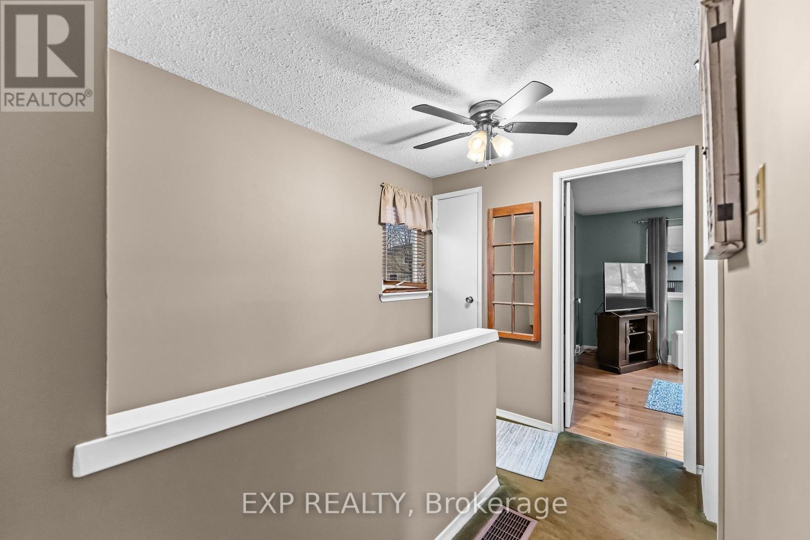 2279 Melissa Crescent, Burlington, Ontario  L7P 3T5 - Photo 18 - W12996154