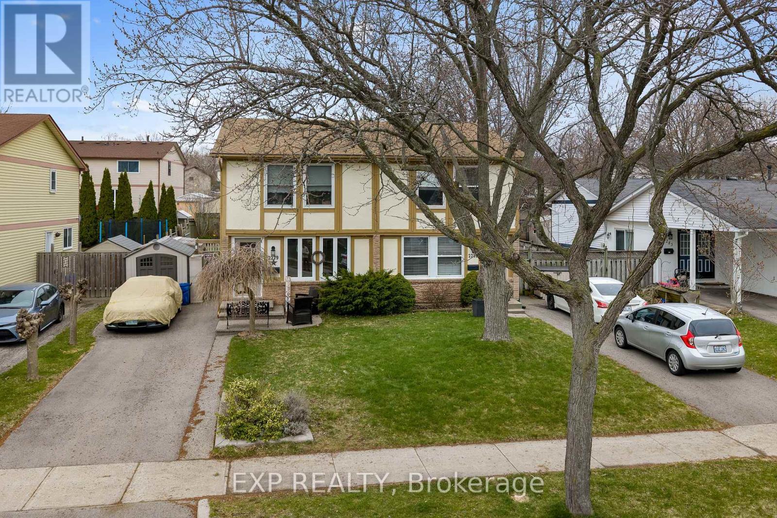 2279 Melissa Crescent, Burlington, Ontario  L7P 3T5 - Photo 3 - W12996154