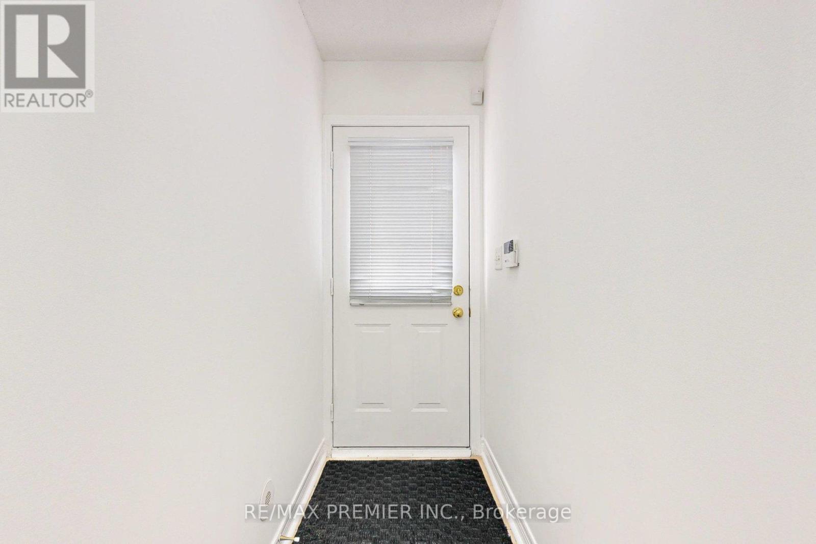 17 - 55 Cedarcroft Boulevard, Toronto (Westminster-Branson), Ontario  M2R 3Y1 - Photo 6 - C12719354
