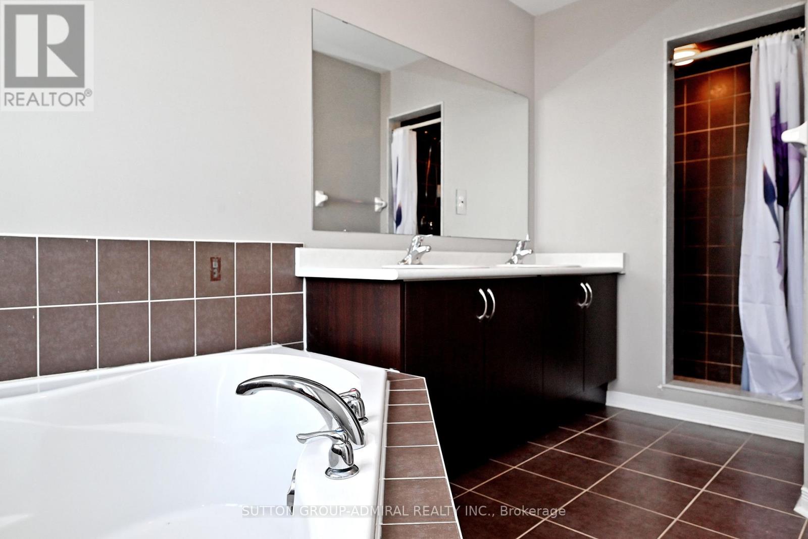 41 Big Hill Crescent, Vaughan, Ontario  L6A 4S1 - Photo 26 - N12924768