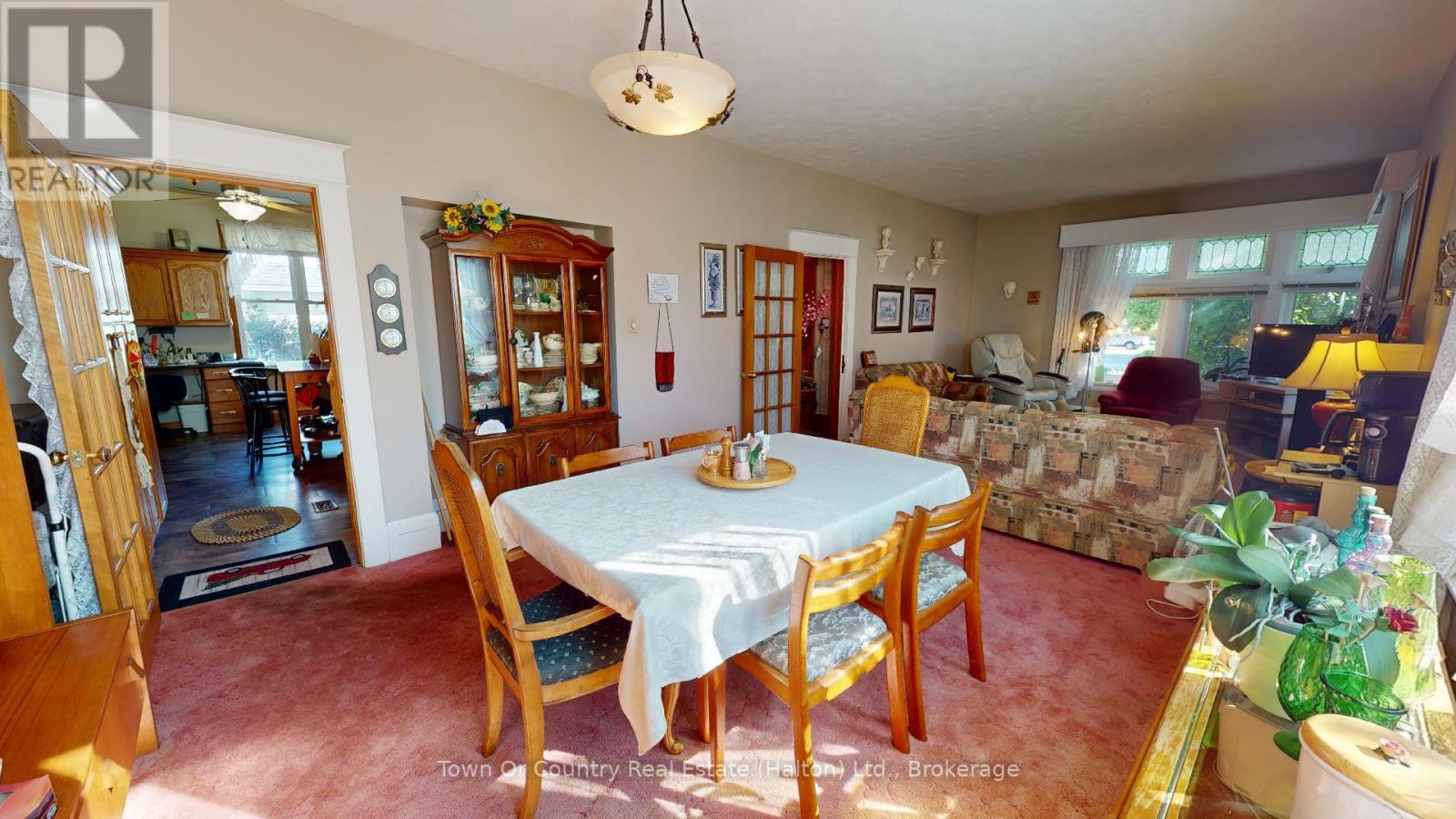 540 10th Avenue, Hanover, Ontario  N4N 2P4 - Photo 17 - X12996014