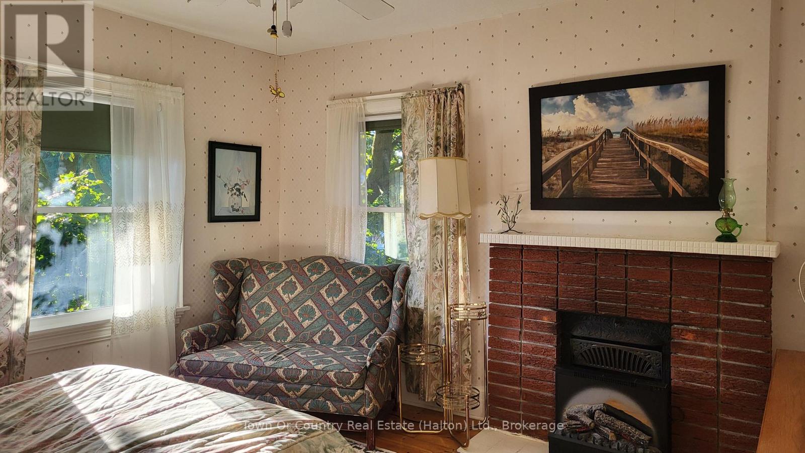 540 10th Avenue, Hanover, Ontario  N4N 2P4 - Photo 37 - X12996014