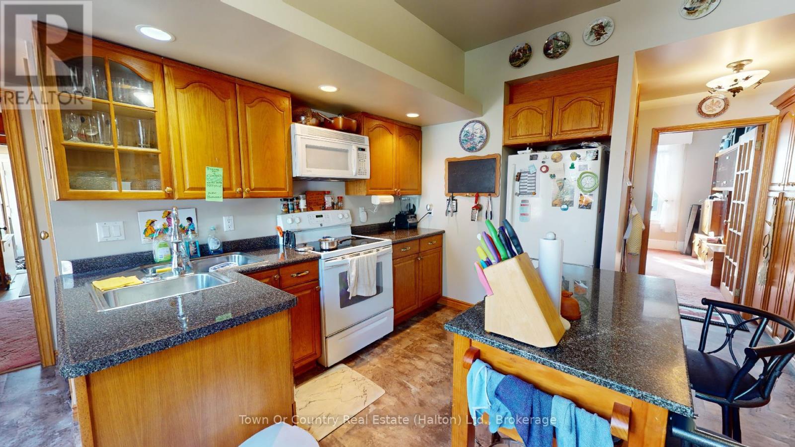 540 10th Avenue, Hanover, Ontario  N4N 2P4 - Photo 21 - X12996022