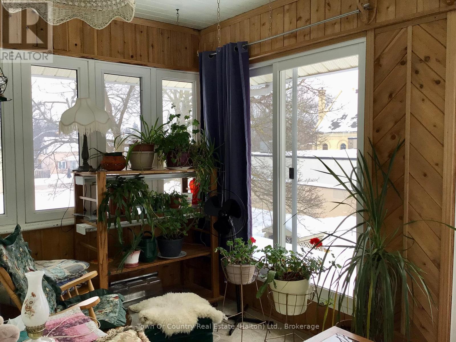 540 10th Avenue, Hanover, Ontario  N4N 2P4 - Photo 35 - X12996022